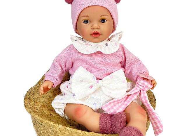 Muñeca española "Naomi"