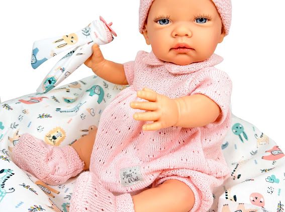 Muñeca española "Pupy Niña"