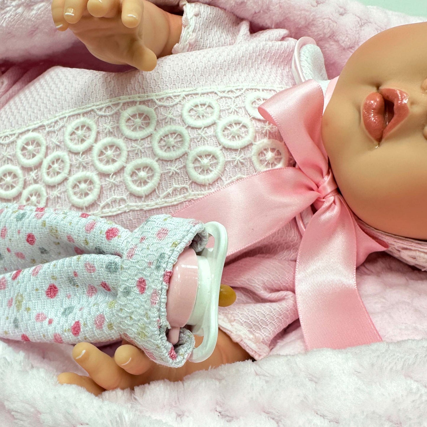 Muñeca española "New Susette Premium Reborn"