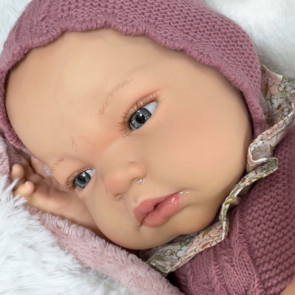 Muñeca española "New Sandra Reborn Premium"