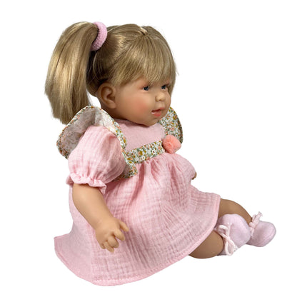 Muñeca española "Little Susy Flowers Rubia"