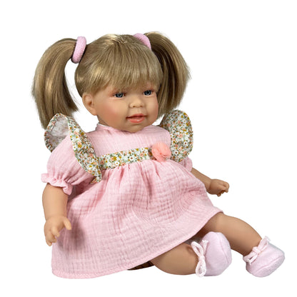 Muñeca española "Little Susy Flowers Rubia"