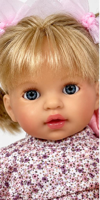 Muñeca española "Alex con Bebé Rubia"