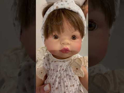 Muñeca española "Titi"